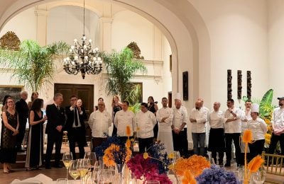 Chef stellati, grandi vini e solidarietà: il Gran Galà d’Autunno illumina Taormina. Un momento dell’evento